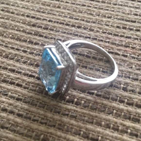 Blue topaz sterling ring - Picture 4 of 7